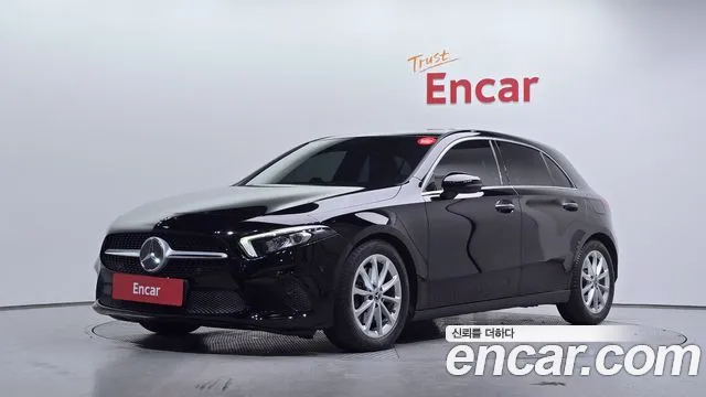 Mercedes-Benz A- W177 A220
