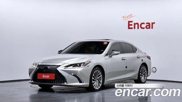 Lexus ES300h 7