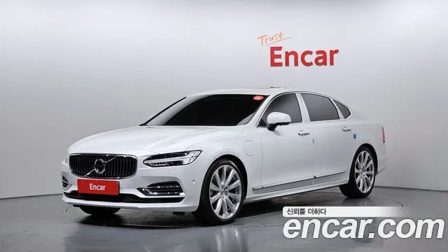 Volvo S90 T8 AWD