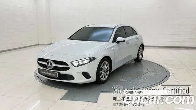 Mercedes-Benz A- W177 A220