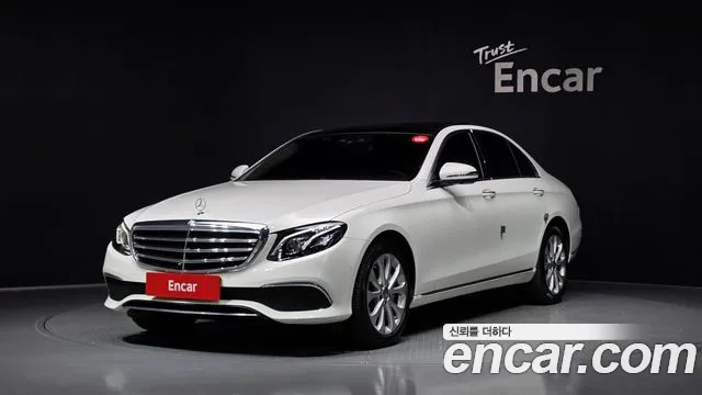 Mercedes-Benz E- W213 E300 4MATIC Exclusive