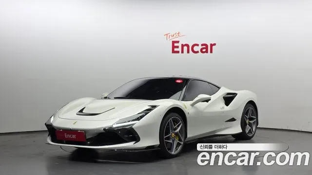 Ferrari F8 3.9 V8