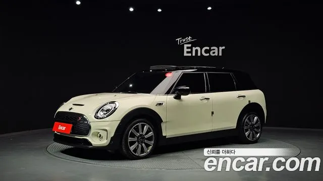 MINI Cooper S Clubman Base 2