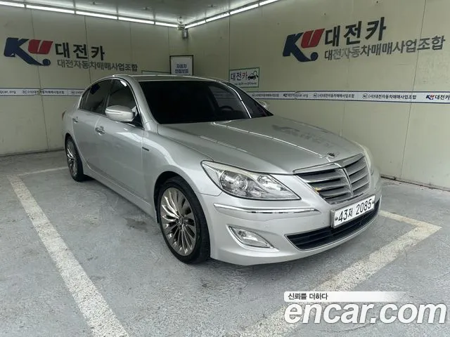Hyundai Genesis BH330 Premium Base