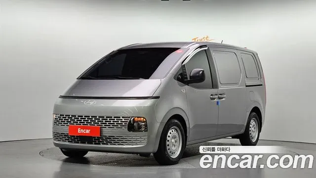 Hyundai Staria 3