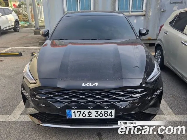 Kia K8 Hybrid Noblesse