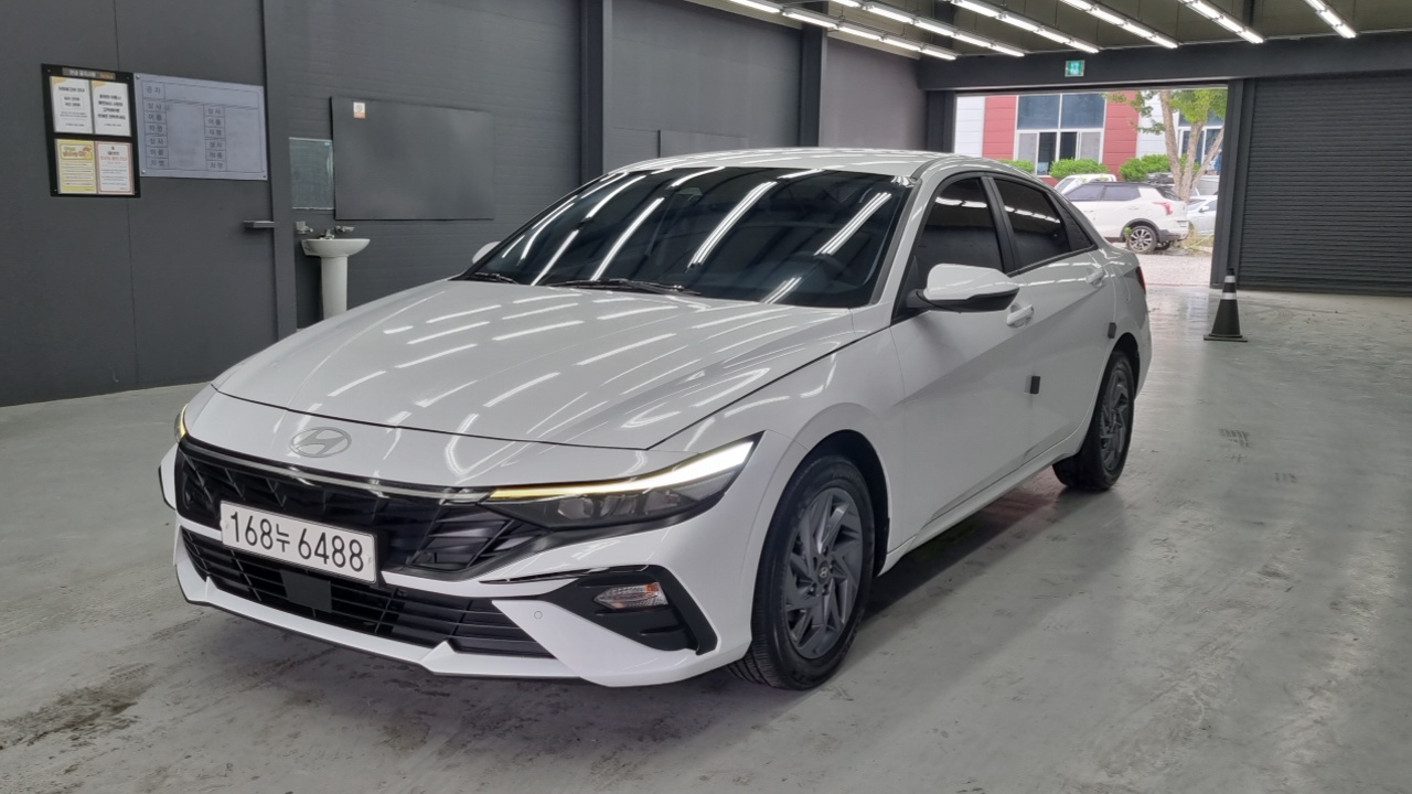 Hyundai The New Avante (CN7) 1.6