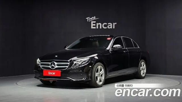 Mercedes-Benz E- W213 E220d 4MATIC