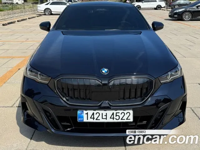 BMW 5 (G60) 520i M