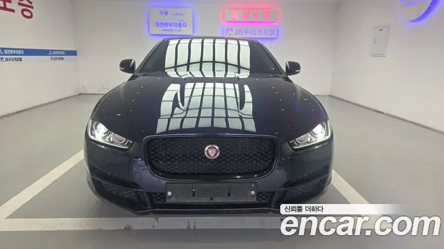 Jaguar XE 20d Prestige AWD