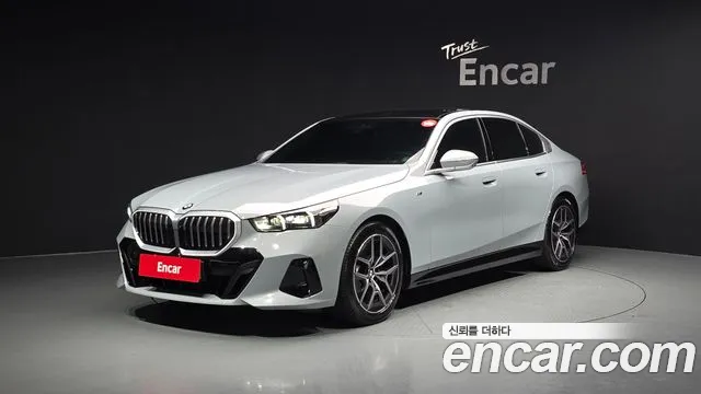 BMW 5 (G60) 520i M