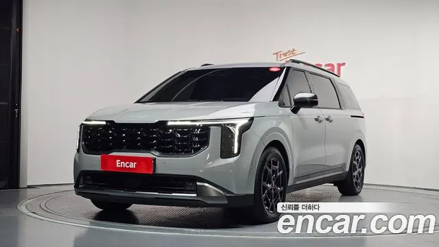 Kia The New Carnival 4 7