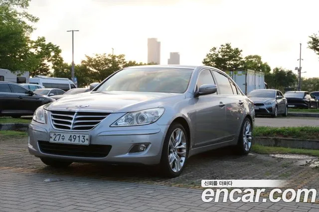 Hyundai Genesis BH330 Base