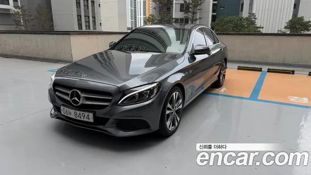 Mercedes-Benz C- W205 C200
