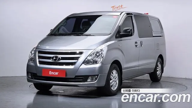 Hyundai Grand Starex 5