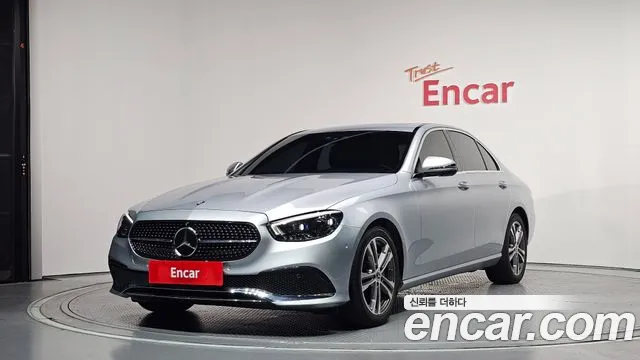 Mercedes-Benz E- W213 E350 4MATIC