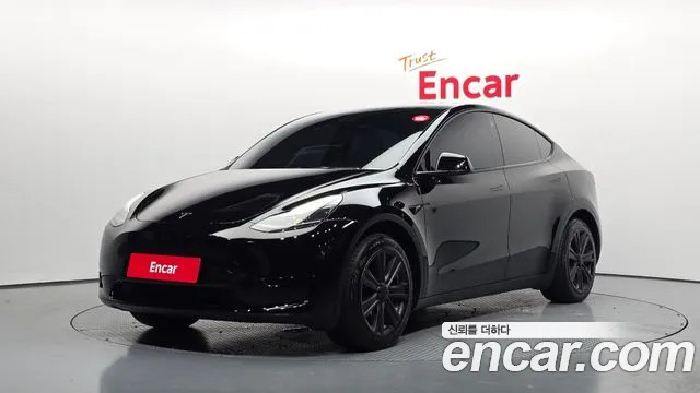 Tesla Y RWD
