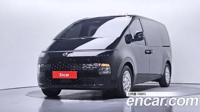 Hyundai Staria 11