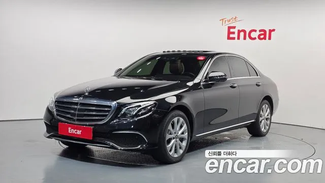 Mercedes-Benz E- W213 E300 4MATIC Exclusive