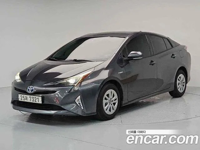 Toyota Prius 4 1.8 E