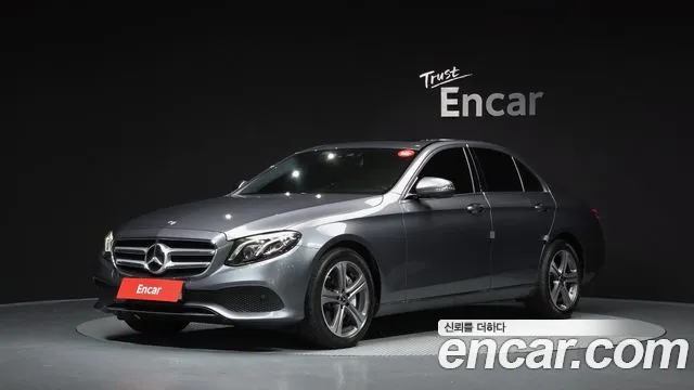 Mercedes-Benz E- W213 E300 4MATIC