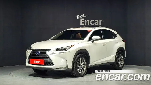 Lexus NX300h
