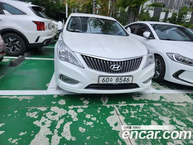 Hyundai Grandeur HG HG240