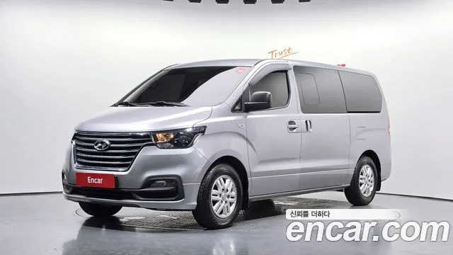 Hyundai The New Grand Starex 5