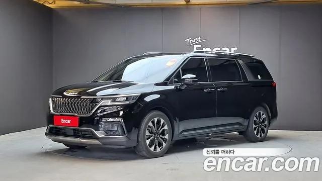 Kia Carnival 4 Gasoline 7 Noblesse