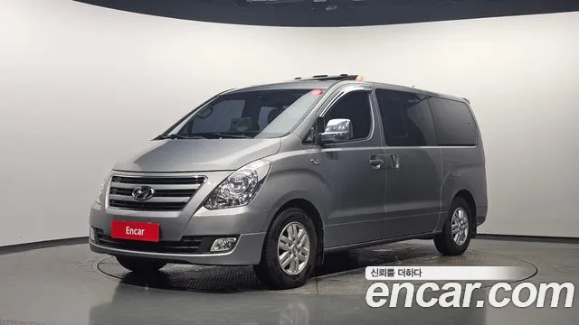 Hyundai Grand Starex 11