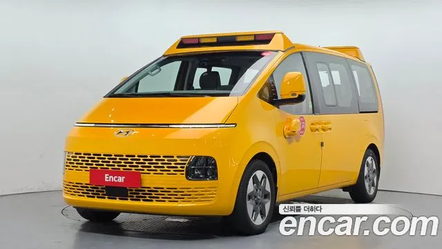 Hyundai Staria L3.5 11