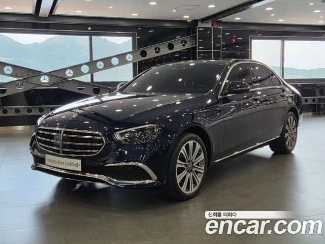 Mercedes-Benz E- W213 E350 4MATIC Exclusive