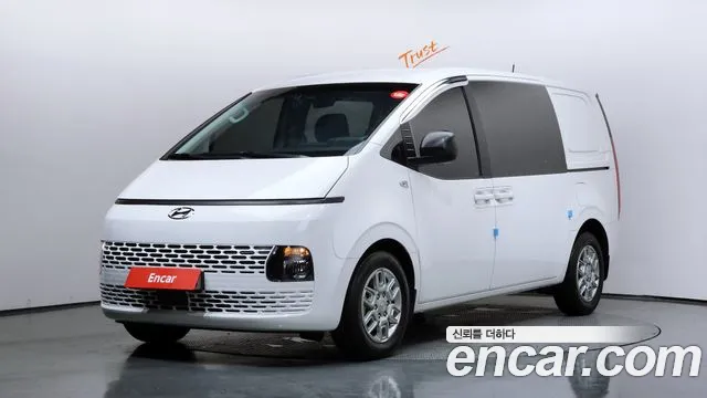 Hyundai Staria 5