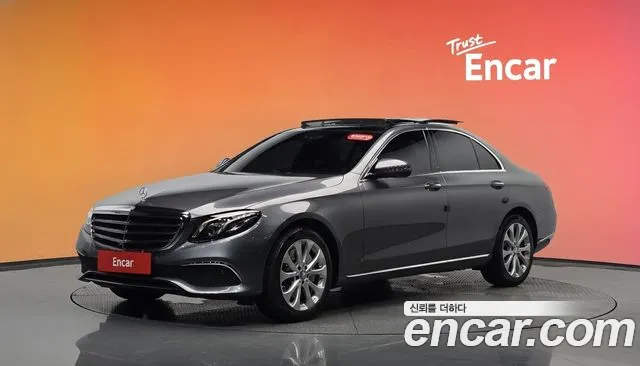 Mercedes-Benz E- W213 E300 Exclusive