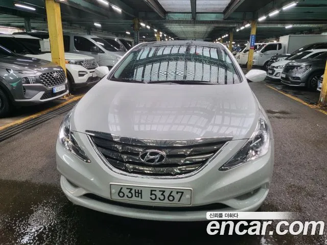 Hyundai YF Sonata Y20