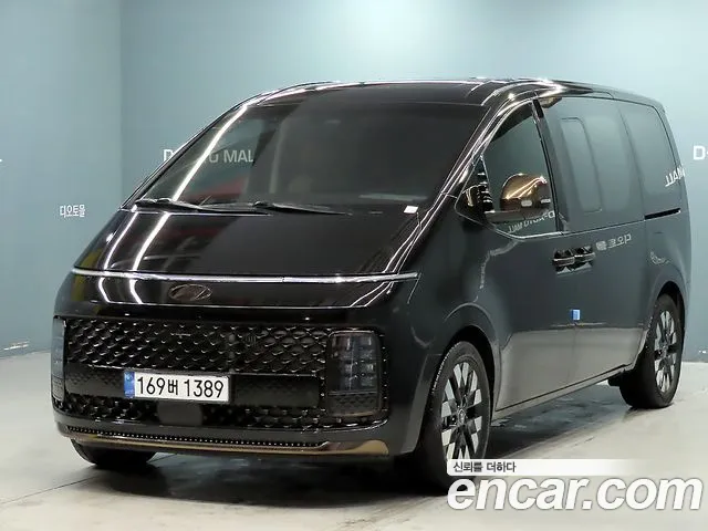Hyundai Staria 4WD 9 Inspiration