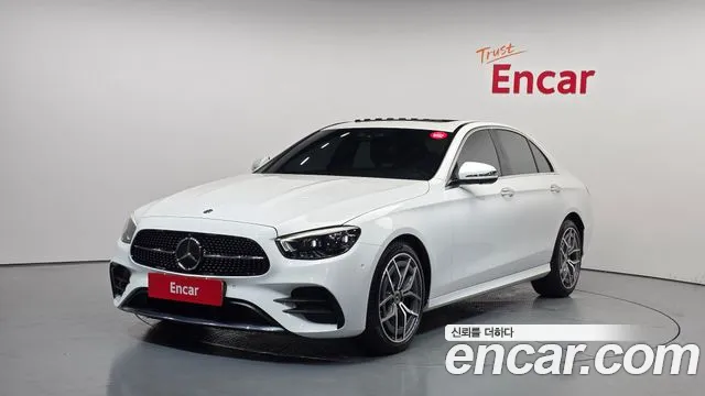 Mercedes-Benz E- W213 E220d 4MATIC AMG Line