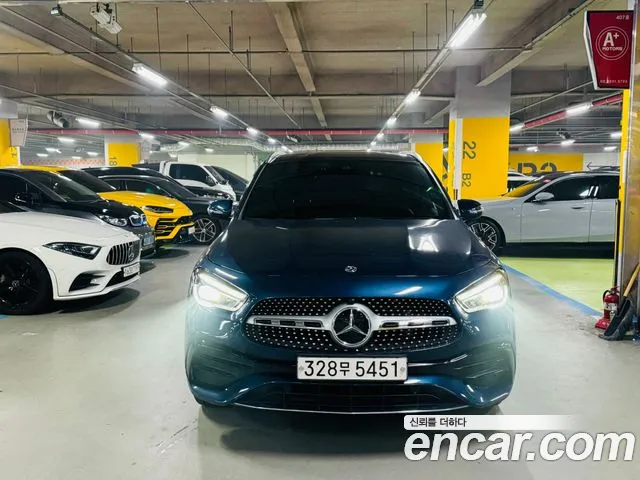 Mercedes-Benz GLA- H247 GLA250 4MATIC
