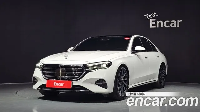 Mercedes-Benz E- W214 E300 4MATIC Exclusive