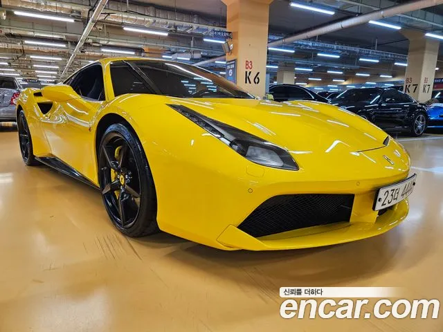Ferrari 488 GTB 3.9
