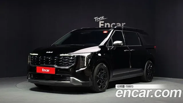 Kia The New Carnival 4 7