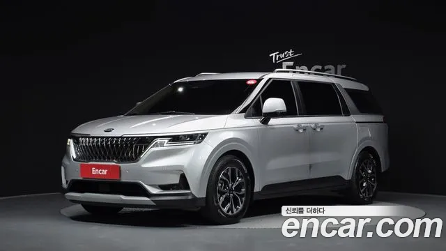 Kia Carnival 4 11 Prestige