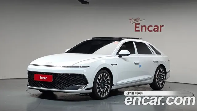 Hyundai The New Grandeur (GN7) 2.5 Gasoline 2WD
