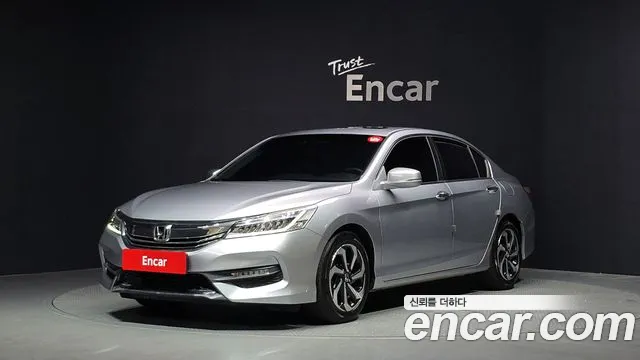 Honda Accord 2.4 9