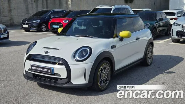 MINI Cooper SE 3