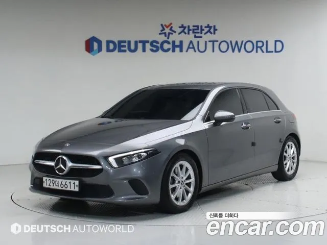 Mercedes-Benz A- W177 A220