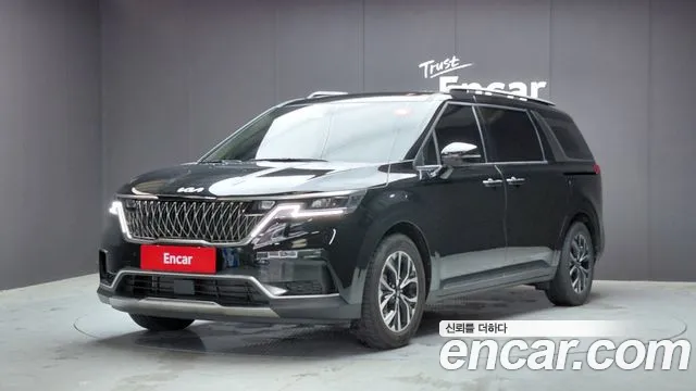 Kia Carnival 4 Gasoline 9 Noblesse