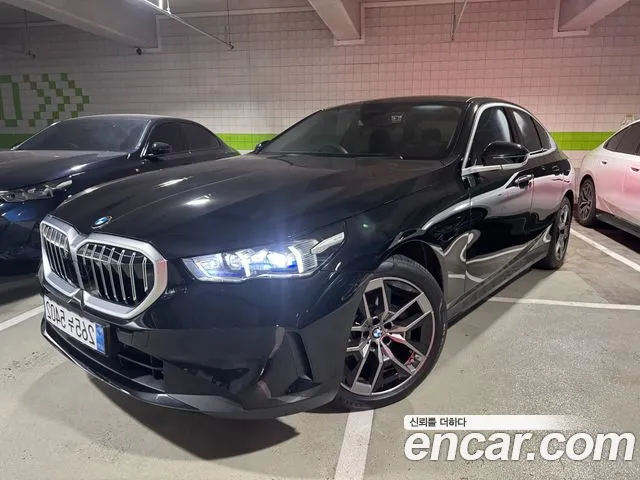 BMW 5 (G60) 523d