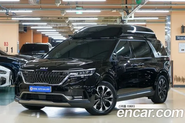 Kia Carnival 4 Gasoline 9