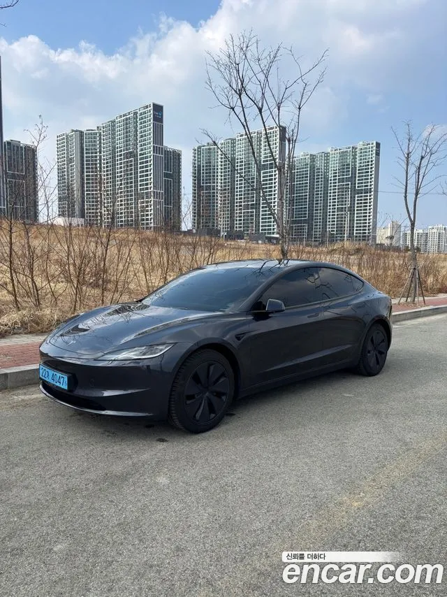 Tesla 3 RWD
